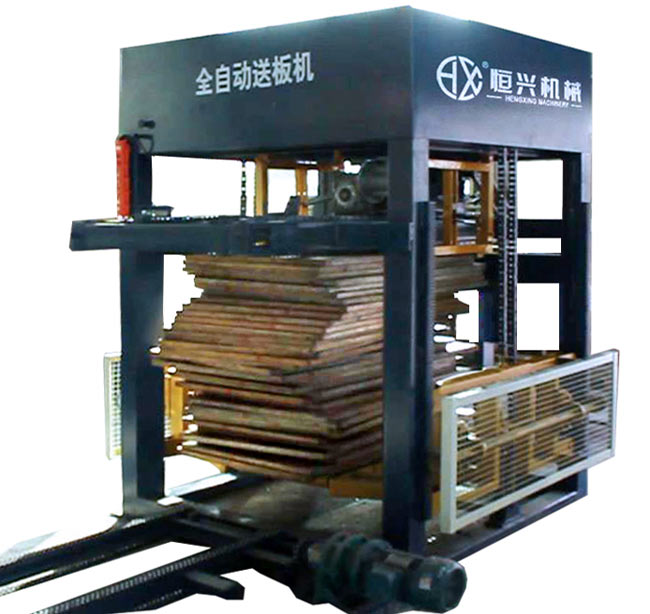 自動上(shàng)闆機 供闆(pǎn)機